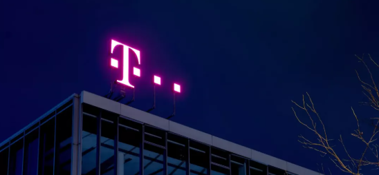 T-Mobile���⵽SIM���������������������û���Ϣ�ٴ�й¶.png